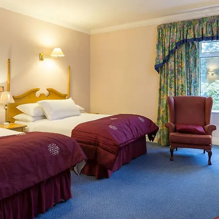 Cedar & Restaurant Newbawn