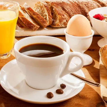 Cedar & Restaurant 4* Newbawn