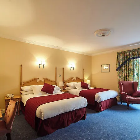 Hotel Cedar & Restaurant