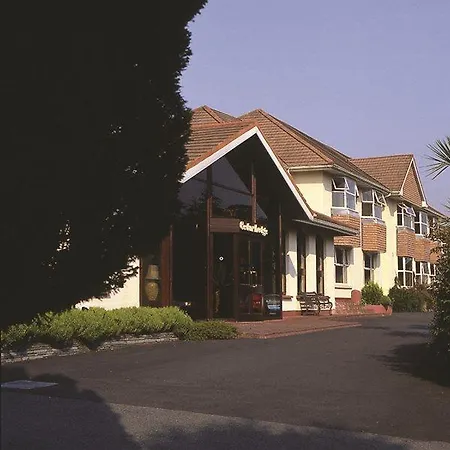 Szálloda Cedar & Restaurant 4*