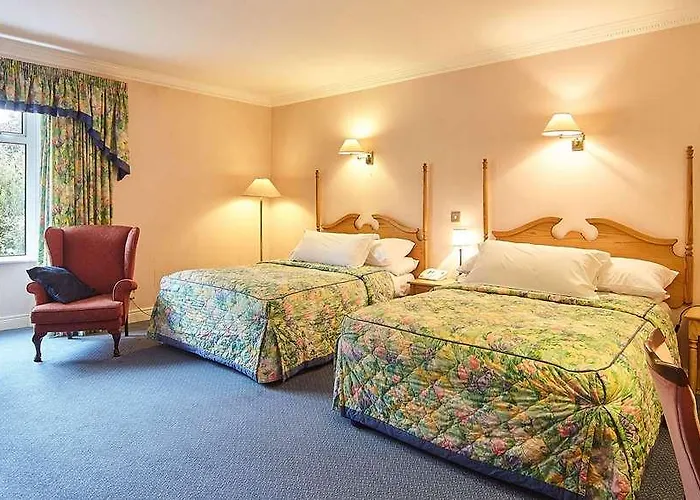 Cedar & Restaurant Newbawn