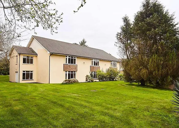 호텔 Cedar & Restaurant Newbawn