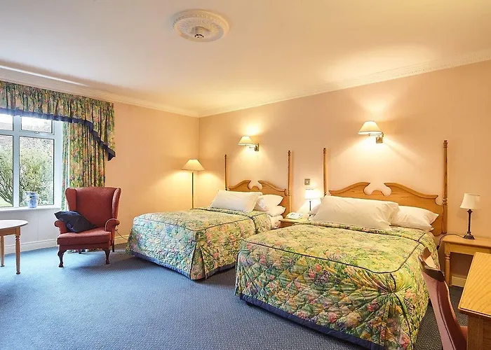 Cedar & Restaurant Newbawn