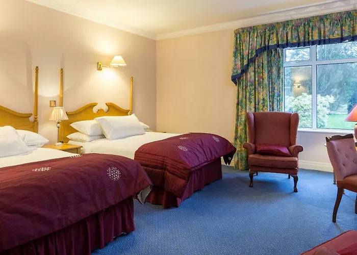 Cedar & Restaurant Newbawn