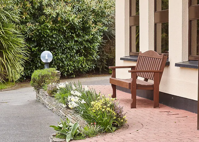 Cedar & Restaurant 호텔 4*