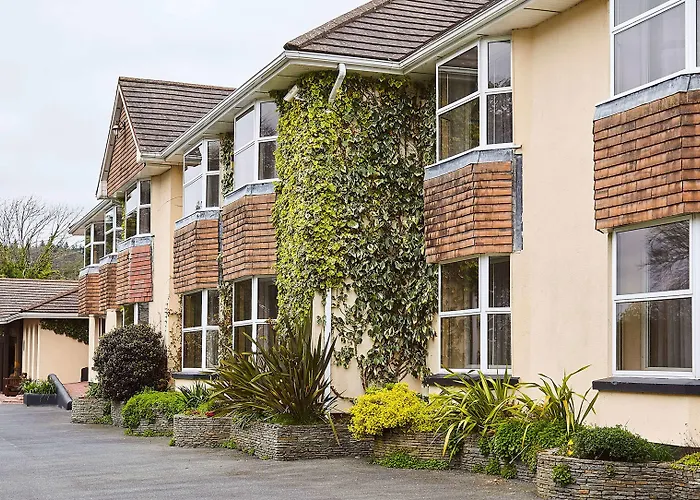 Cedar & Restaurant 호텔