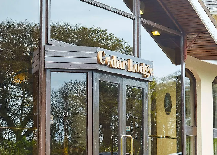 Cedar & Restaurant 호텔 Newbawn