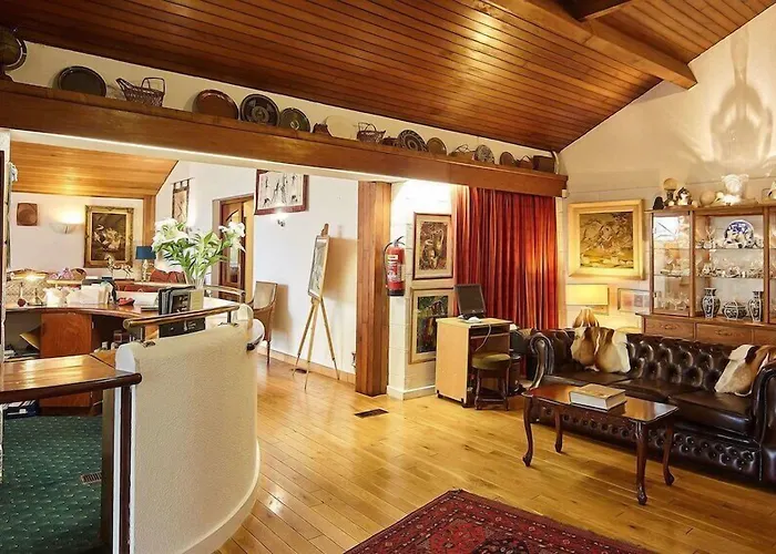 Cedar & Restaurant Newbawn