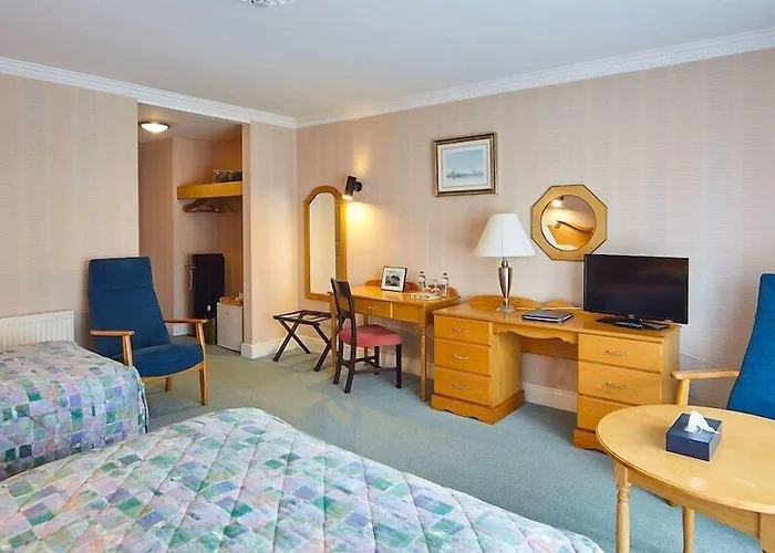 Cedar & Restaurant 4*