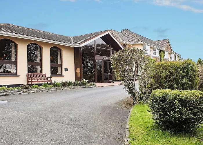 Cedar & Restaurant Newbawn