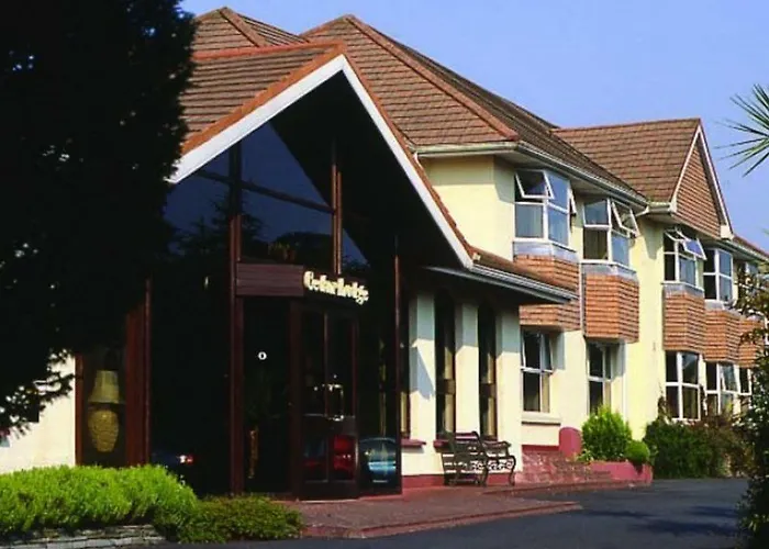 호텔 Cedar & Restaurant 4*